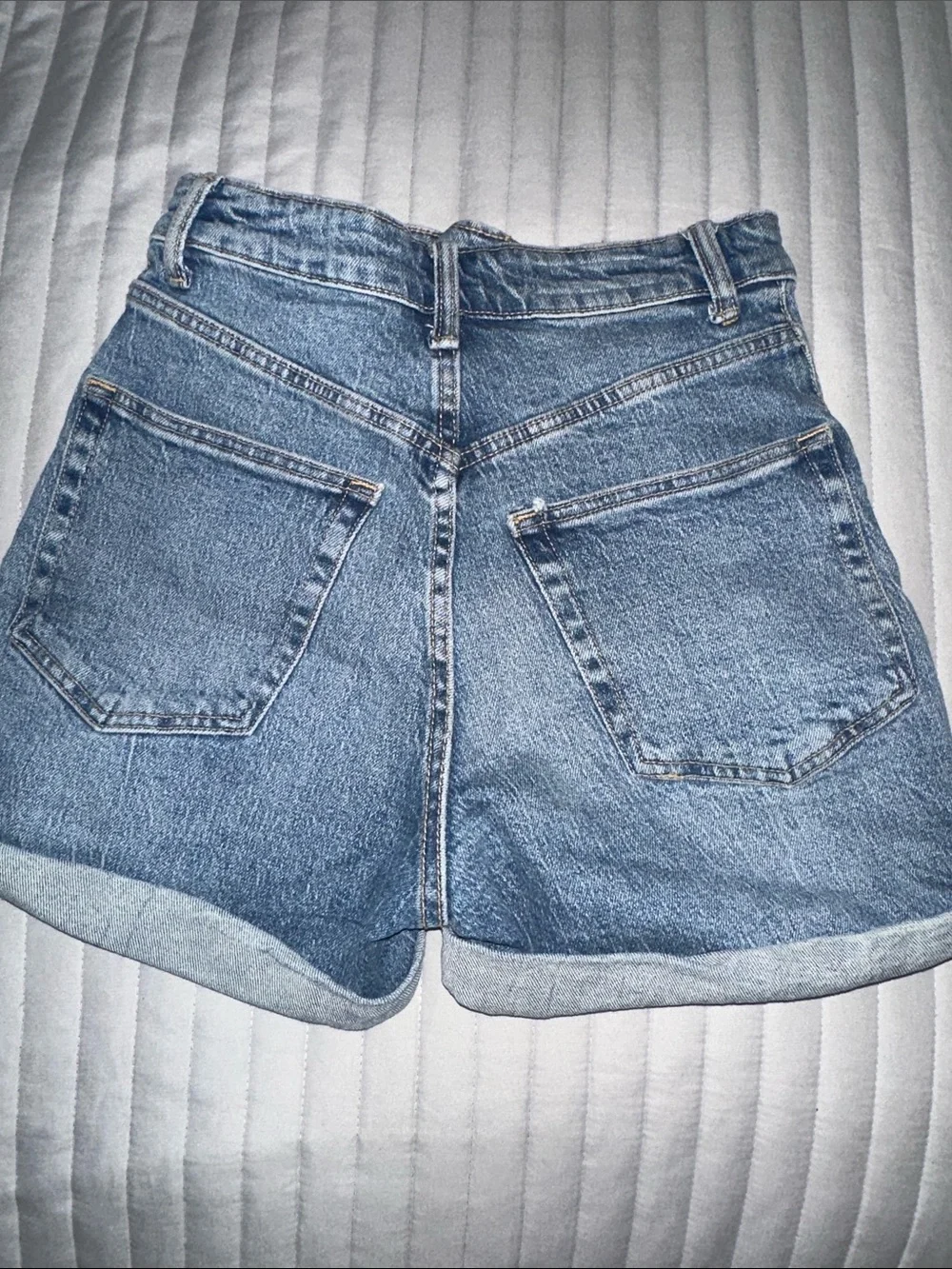 Zara Medium Blue Denim Rolled Cuff Women's Shorts